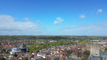 aéreo Visão do histórico Canterbury cidade do sudeste Inglaterra Unidos reino. abril 20, 2024 video