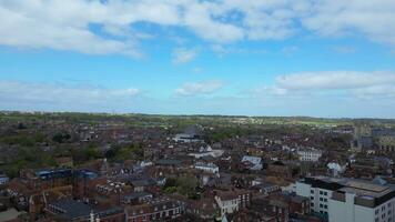 aéreo ver de histórico Canterbury ciudad de Sureste Inglaterra unido Reino. abril 20, 2024 video