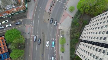 aereo Visualizza di centrale Leicester città di Inghilterra unito regno durante nuvoloso e ventoso giorno. aprile 8, 2024 video