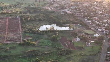 itaja, goias, Brésil 04 29 2024 une petit ville dans le en retard après midi video