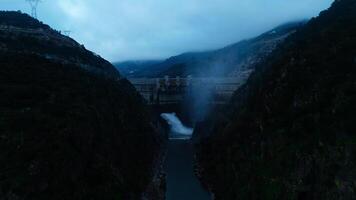 aéreo Visão do barragem video