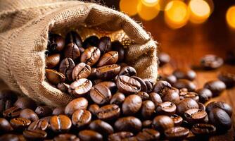 Scattering of roasted coffee beans, close-up photo