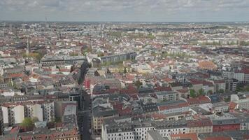 aéreo paisaje urbano de Berlina Alemania en día ligero video