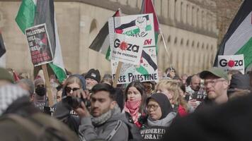 Manchester, Vereinigtes Königreich, März 23, 2024 - - Demonstration Ehre das Kinder von Gaza beim st. Peters Platz video