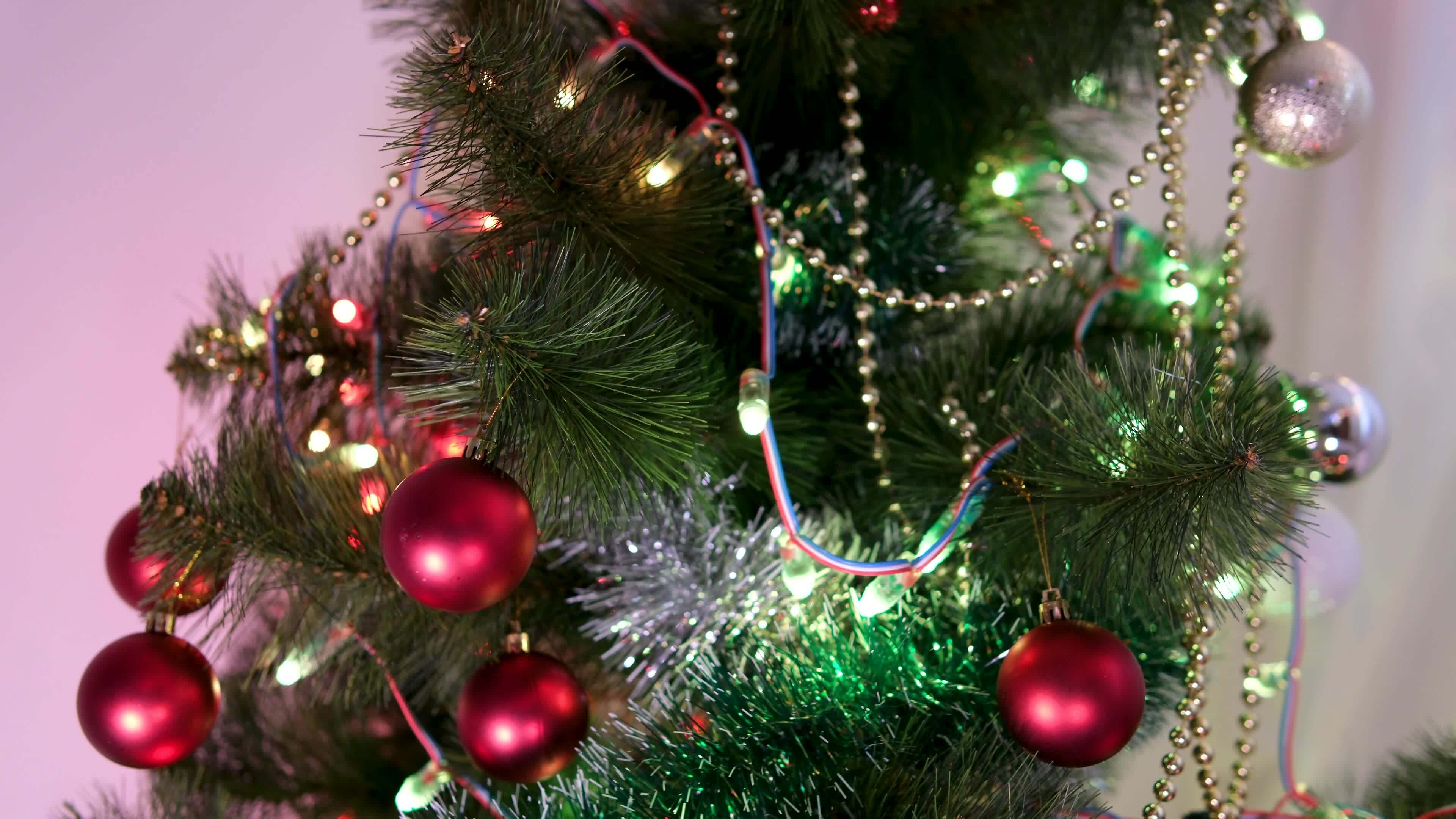 Christmas tree lights flashing in alternating patterns 44277565 Stock