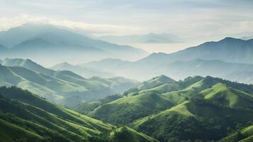 montaña paisaje en uno de el verde afueras foto