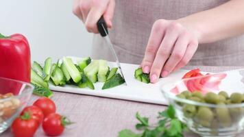 être santé végétarien nourriture délicieux légume salade des légumes et des fruits vitamines fibre des légumes saison des fruits et des légumes magasin régime en bonne santé en mangeant minceur Nouveau recette grec salade cuisine video