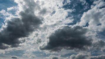 Wolken im Bewegung video