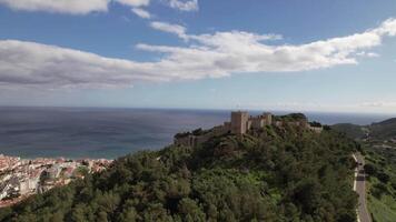 stad van sesimbra Portugal antenne visie video