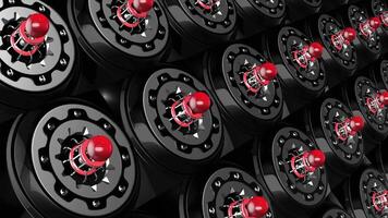 trogen teknologi med rader av spinning runda formad motorer med röd lökar, sömlös slinga. rörelse. roterande Plats teknologi detaljer på en svart bakgrund. video