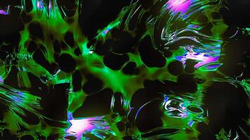resumen extraterrestre criatura célula división en un negro fondo, sin costura bucle. movimiento. verde y púrpura desconocido sustancia. video
