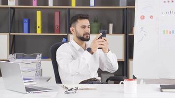 Using the phone correctly and consciously. video