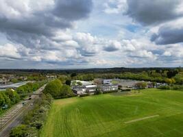 aéreo ver de grapadora campo paisaje de británico pueblo Nottingham, Inglaterra Reino Unido. abril 26 2024 foto