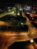 alto ángulo ver de iluminado histórico central Coventry ciudad de Inglaterra, unido Reino. abril 8, 2024 foto