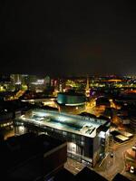 alto ángulo ver de iluminado histórico central Coventry ciudad de Inglaterra, unido Reino. abril 8, 2024 foto