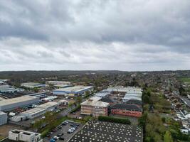 aéreo ver de elstree Londres ciudad de Inglaterra genial Bretaña durante nublado y Ventoso día. abril 4to, 2024 foto