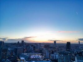 aéreo ciudad centrar edificios de Birmingham central ciudad de Inglaterra unido Reino durante puesta de sol. marzo 30, 2024 foto