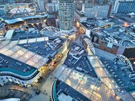 ciudad centrar edificios de Birmingham central ciudad de Inglaterra unido Reino durante puesta de sol. marzo 30, 2024 foto