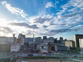 ciudad centrar edificios de Birmingham central ciudad de Inglaterra unido Reino durante puesta de sol. marzo 30, 2024 foto