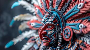 un intrincado azteca máscara de deidad tezcatlipoca con elaborar cultural mitología y ceremonial ornamentación foto