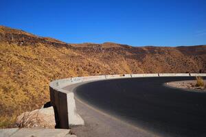 fuerte munro puente a dera gazi kan en Pakistán en septiembre 14, 2023 foto