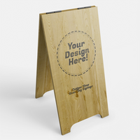 de madeira grandes cafeteria calçada placa borda exibição dentro em pé posição realista logotipo marca brincar Projeto modelo psd