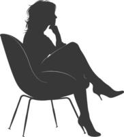 silueta mujer sentado en el silla negro color solamente vector