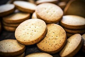 un acogedor escena con delicioso hecho en casa galletas desplegado en un rústico antecedentes evocando calor y comodidad foto