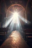 brillante rayos de ligero penetrante mediante el ventanas de el Iglesia foto