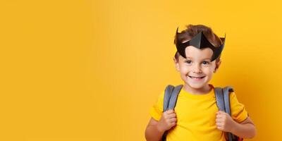 niños con libros y mochilas espalda a colegio foto