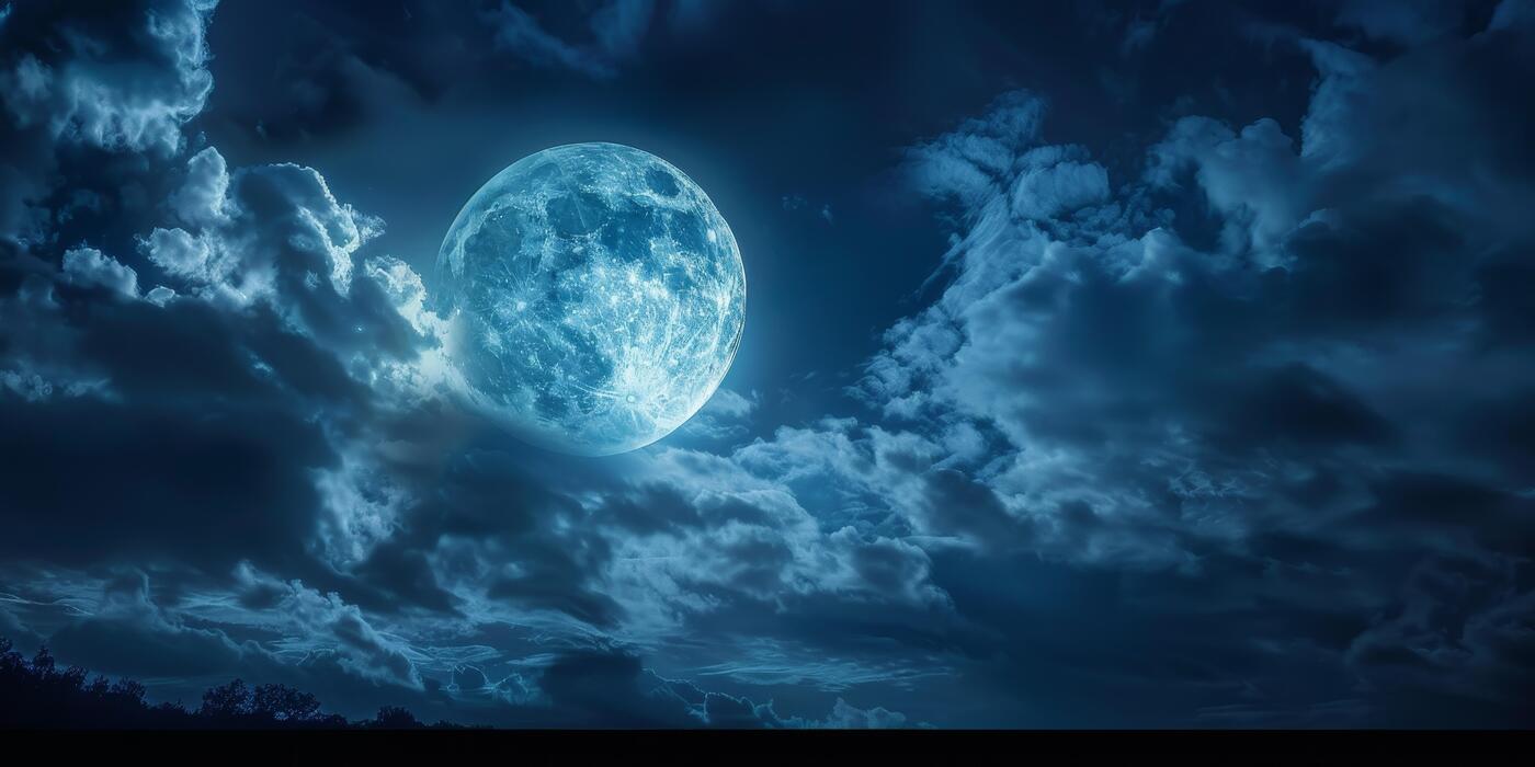 full-moon-ocean-photo.jpeg