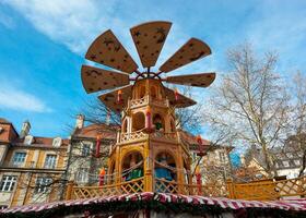 típico de madera Navidad carrusel, Munich foto