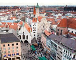 Torre del reloj del zodíaco, Munich, Alemania foto