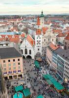 Torre del reloj del zodíaco, Munich, Alemania foto