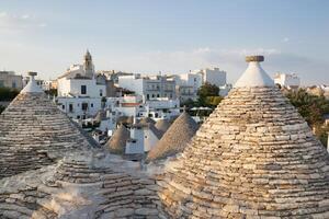 trulli, el típico antiguo casas en alberobello. foto