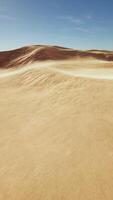 belles dunes de sable dans le désert du sahara video