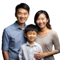 contento famiglia di tre in posa per un' ritratto con un' trasparente sfondo png