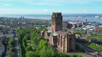 aéreo Visão do histórico e moderno britânico cidade Centro do Liverpool, a marítimo cidade dentro noroeste Inglaterra, Unidos reino. pode 5 ª, 2024 video