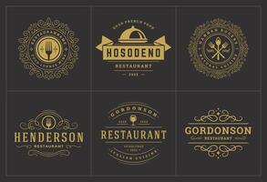 restaurante logos y insignias plantillas conjunto ilustración vector