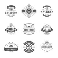 restaurante logos y insignias plantillas conjunto ilustración. vector