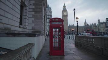 Londres, Unidos reino - grande ben e vermelho Telefone caixa video