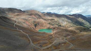 majestätisk berg dal med flod i silverton, colorado video