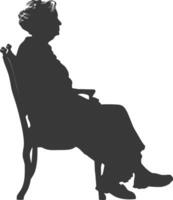 silueta mayor mujer sentado en el silla negro color solamente vector