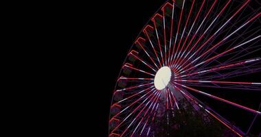 ferris roue balade à un amusement parc video