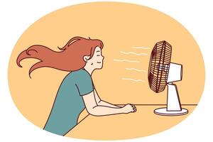 mujer sentado en frente ventilador disfrutando frío viento después caminando en caliente verano clima o haciendo tareas del hogar vector