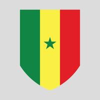 Senegal bandera en proteger forma marco vector