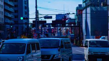 ein Zeitraffer von Straße im Shinjuku Tokyo tagsüber video