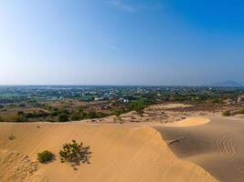 aéreo ver de nam cuong arena dunas, ninh Thuan provincia, Vietnam. eso es uno de el más hermosa lugares en Vietnam foto