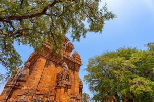 aéreo ver de cham torres, correos klong garai, ninh Thuan provincia, Vietnam. foto