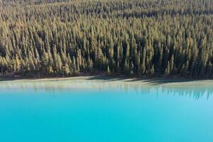 aéreo ver de arco lago foto